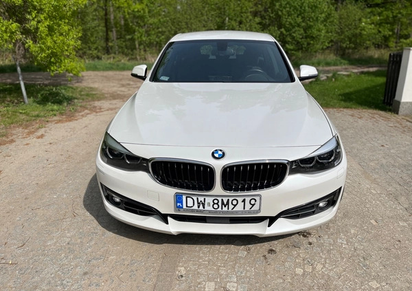 BMW Seria 3 cena 85500 przebieg: 156000, rok produkcji 2017 z Wrocław małe 191